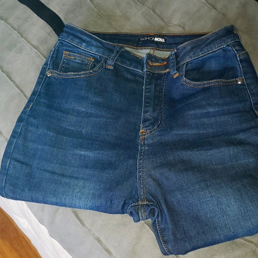 Skinny jeans